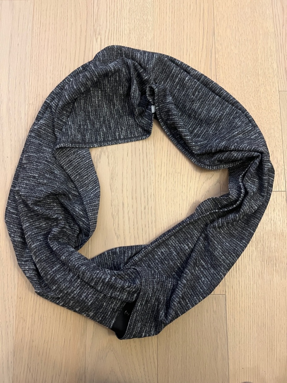 Lululemon vinyasa scarf